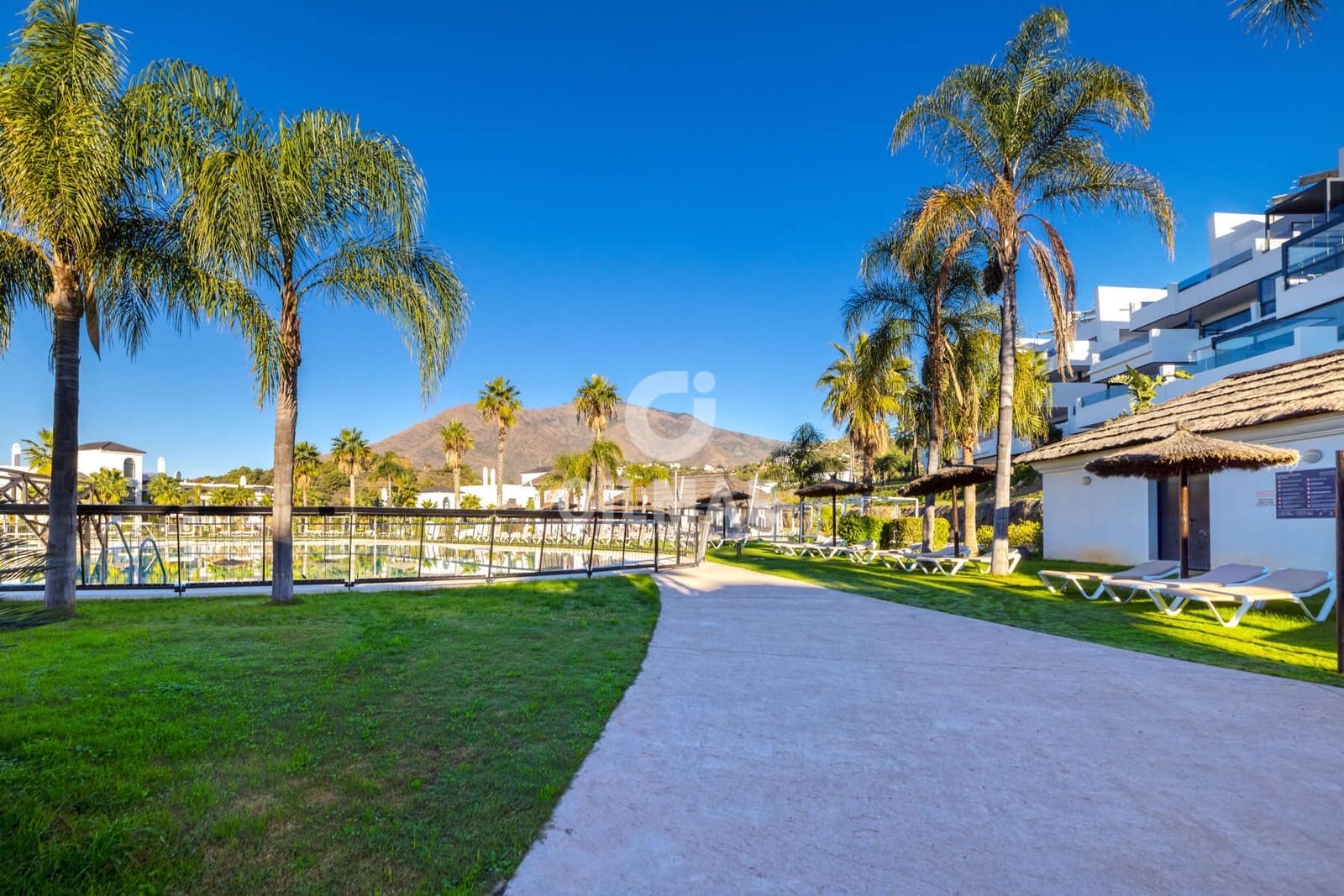 3 makuuhuone Asunto myytävänä paikassa Estepona mukana 
autotalli - 699 000 € (Ref: 9371521)