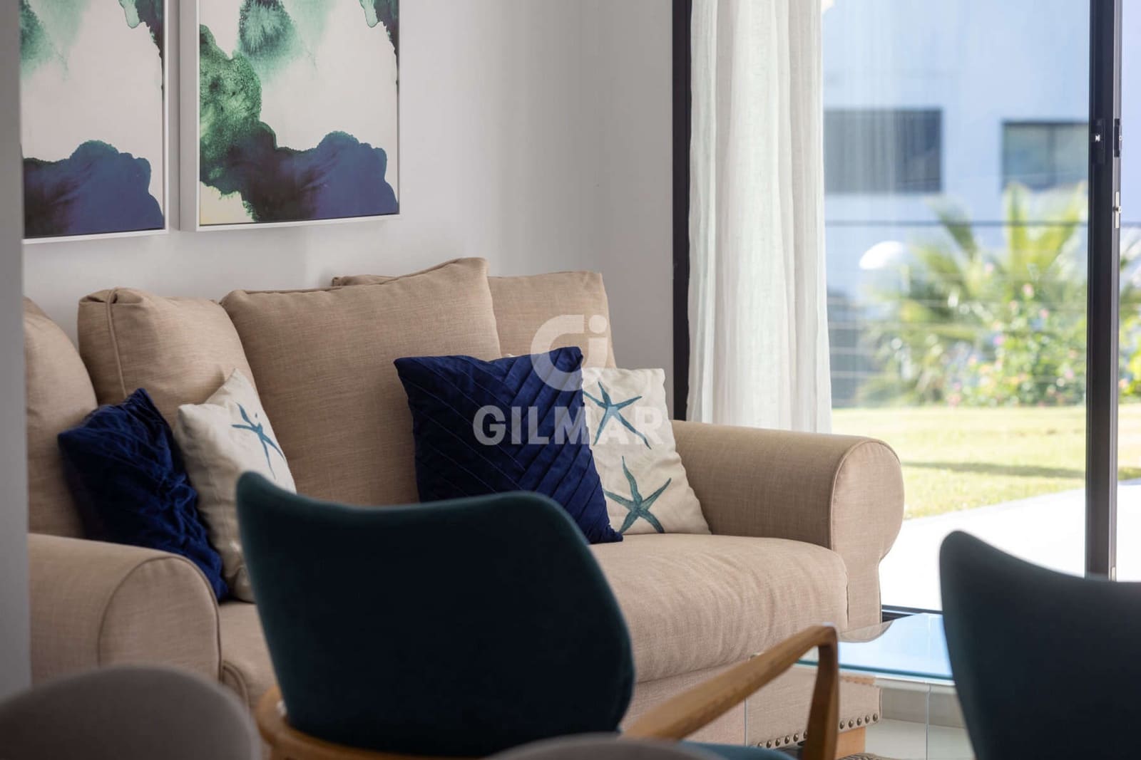 Piso de 2 habitaciones en Estepona en venta con piscina garaje - 570.000 € (Ref: 9372345)