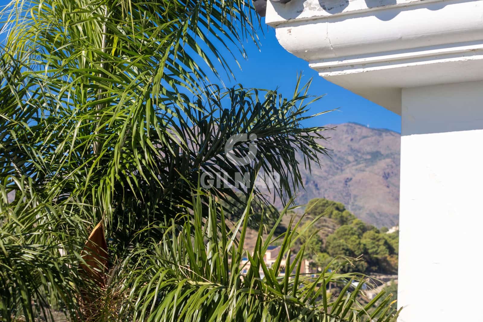 2 soveværelse Lejlighed til salg i Estepona med swimmingpool garage - € 570.000 (Ref: 9372346)