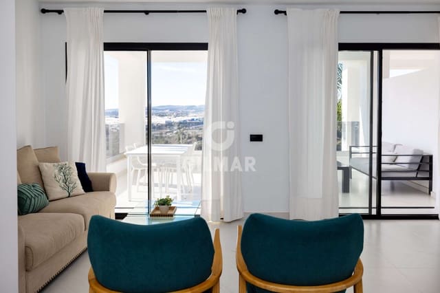 2 makuuhuone Asunto myytävänä paikassa Altos de Estepona, Estepona mukana uima-altaan 
autotalli - 570 000 € (Ref: 9372346)