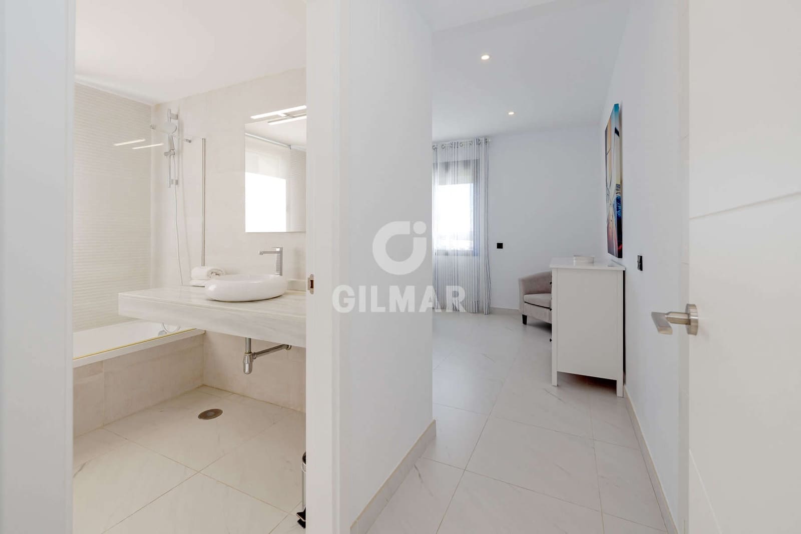 2 soveværelse Lejlighed til salg i Estepona med swimmingpool garage - € 570.000 (Ref: 9372346)