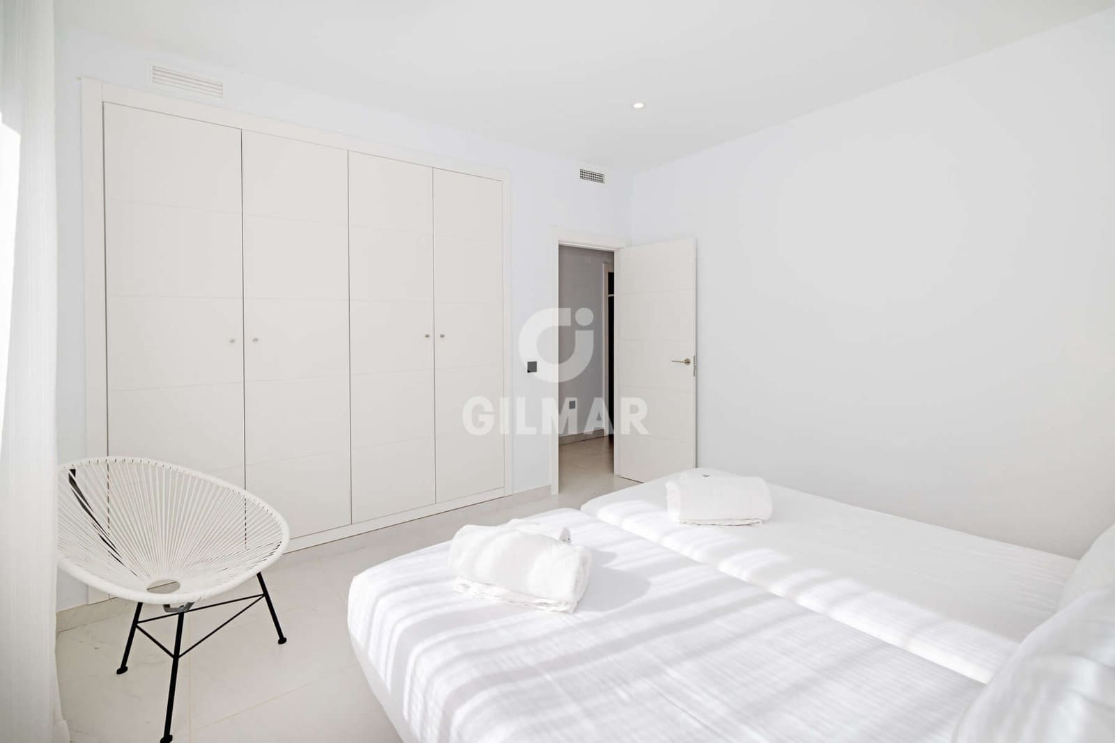 2 soveværelse Lejlighed til salg i Estepona med swimmingpool garage - € 570.000 (Ref: 9372346)