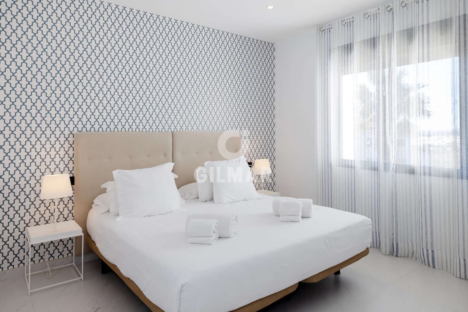 2 soveværelse Lejlighed til salg i Estepona med swimmingpool garage - € 570.000 (Ref: 9372346)