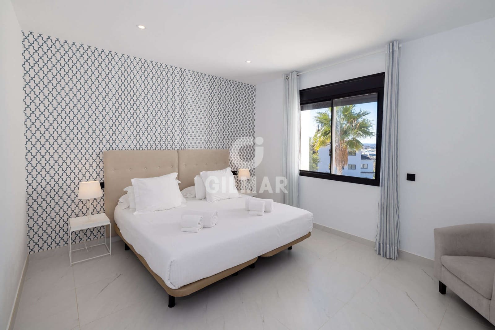 2 soveværelse Lejlighed til salg i Estepona med swimmingpool garage - € 570.000 (Ref: 9372346)