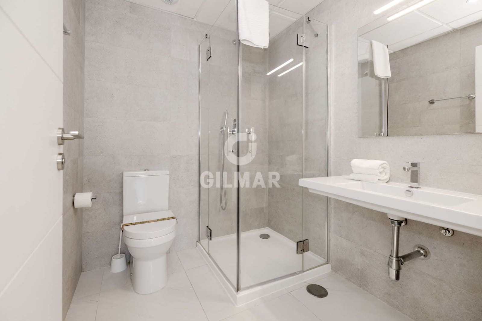 2 soveværelse Lejlighed til salg i Estepona med swimmingpool garage - € 570.000 (Ref: 9372346)