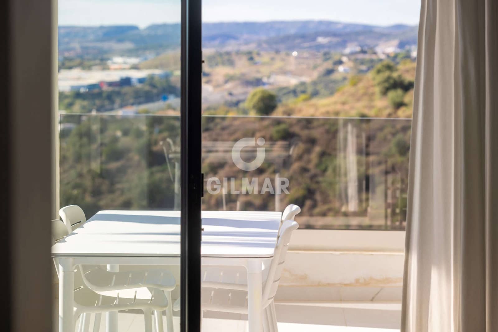 2 soveværelse Lejlighed til salg i Estepona med swimmingpool garage - € 570.000 (Ref: 9372346)