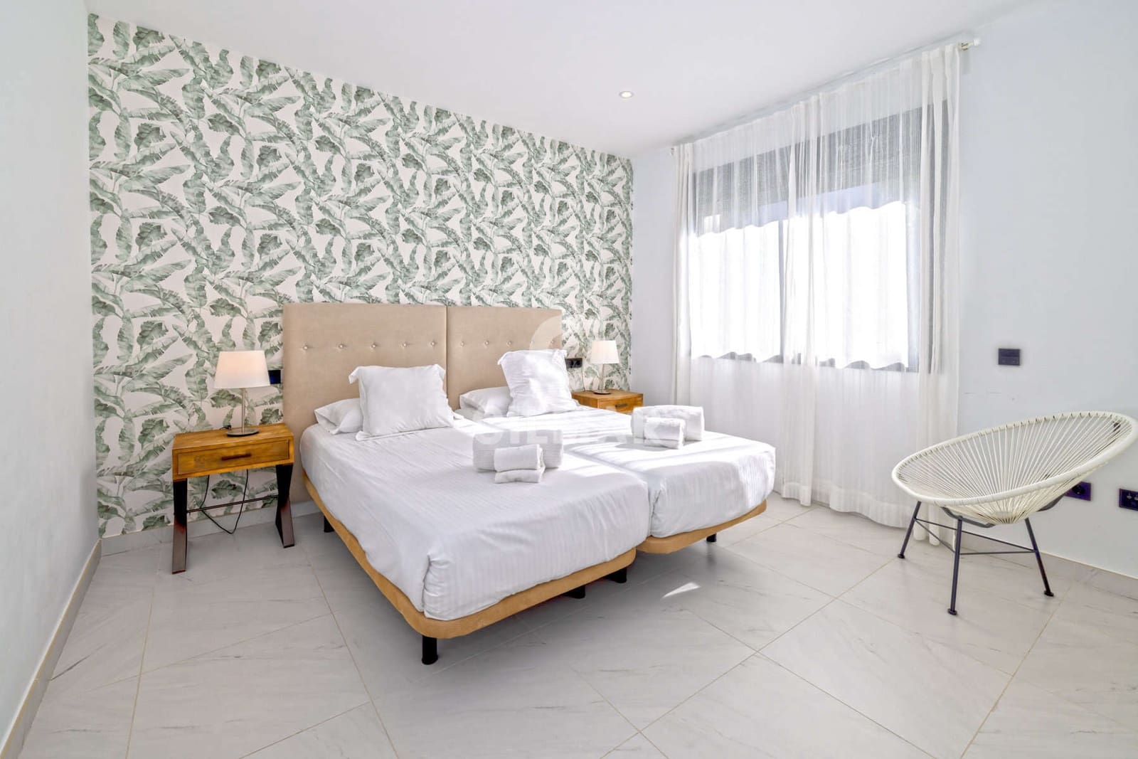 2 soveværelse Lejlighed til salg i Estepona med swimmingpool garage - € 570.000 (Ref: 9372346)