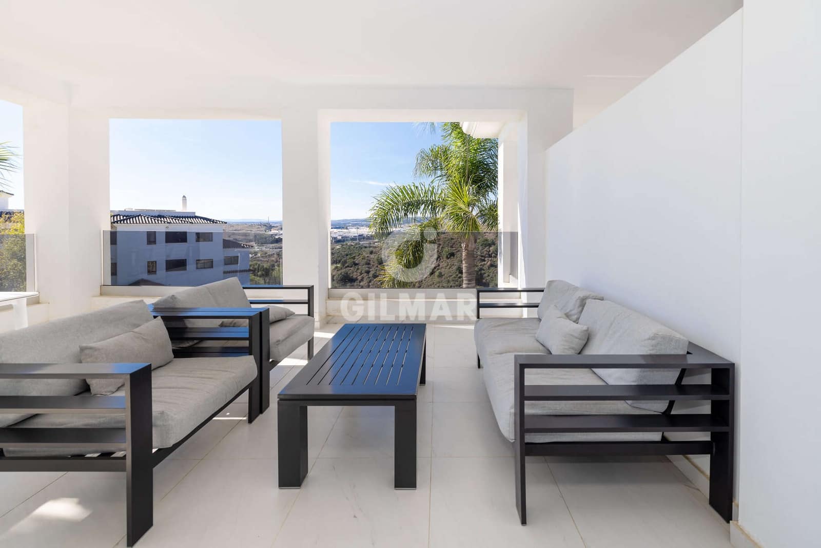 2 soveværelse Lejlighed til salg i Estepona med swimmingpool garage - € 570.000 (Ref: 9372346)