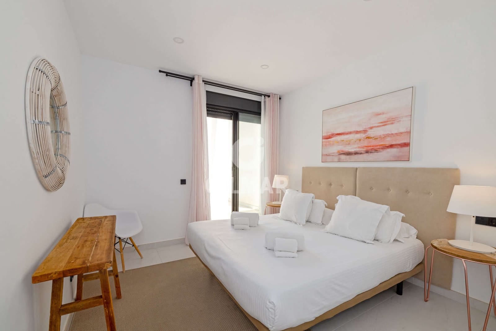 2 bedroom Flat for sale in Estepona with pool garage - € 570,000 (Ref: 9372347)