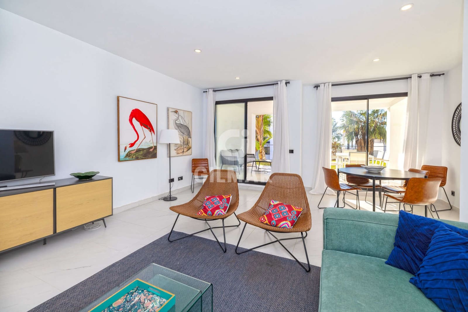 2 bedroom Flat for sale in Estepona with pool garage - € 570,000 (Ref: 9372347)