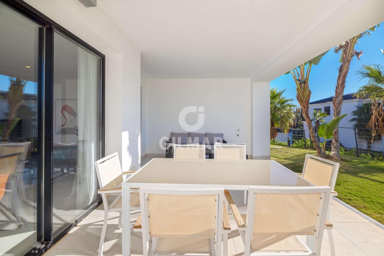 2 bedroom Flat for sale in Estepona with pool garage - € 570,000 (Ref: 9372347)