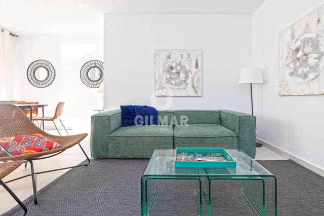 Piso de 2 habitaciones en Altos de Estepona, Estepona en venta con piscina garaje - 570.000 € (Ref: 9372347)