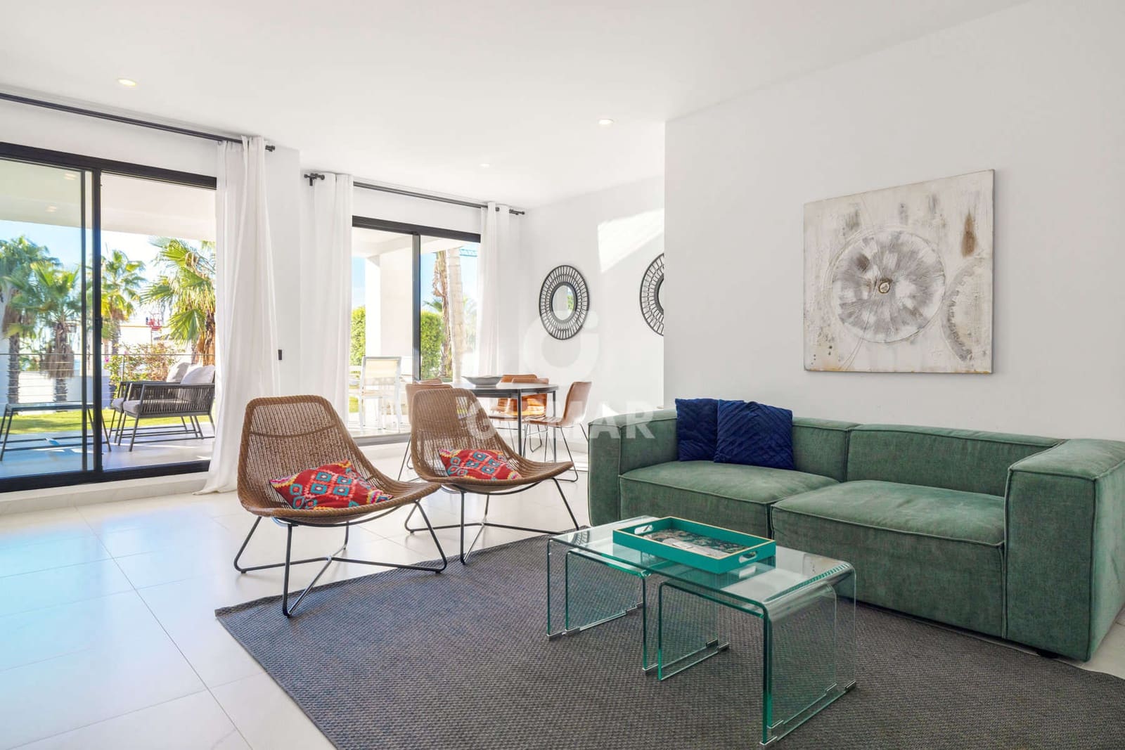 2 bedroom Flat for sale in Estepona with pool garage - € 570,000 (Ref: 9372347)