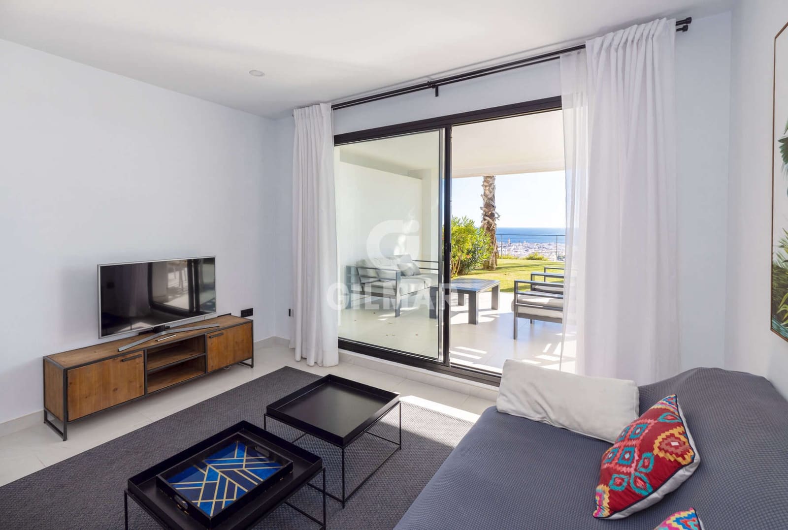 2 soverom Leilighet til salgs i Estepona med svømmebasseng garasje - € 620 000 (Ref: 9372348)