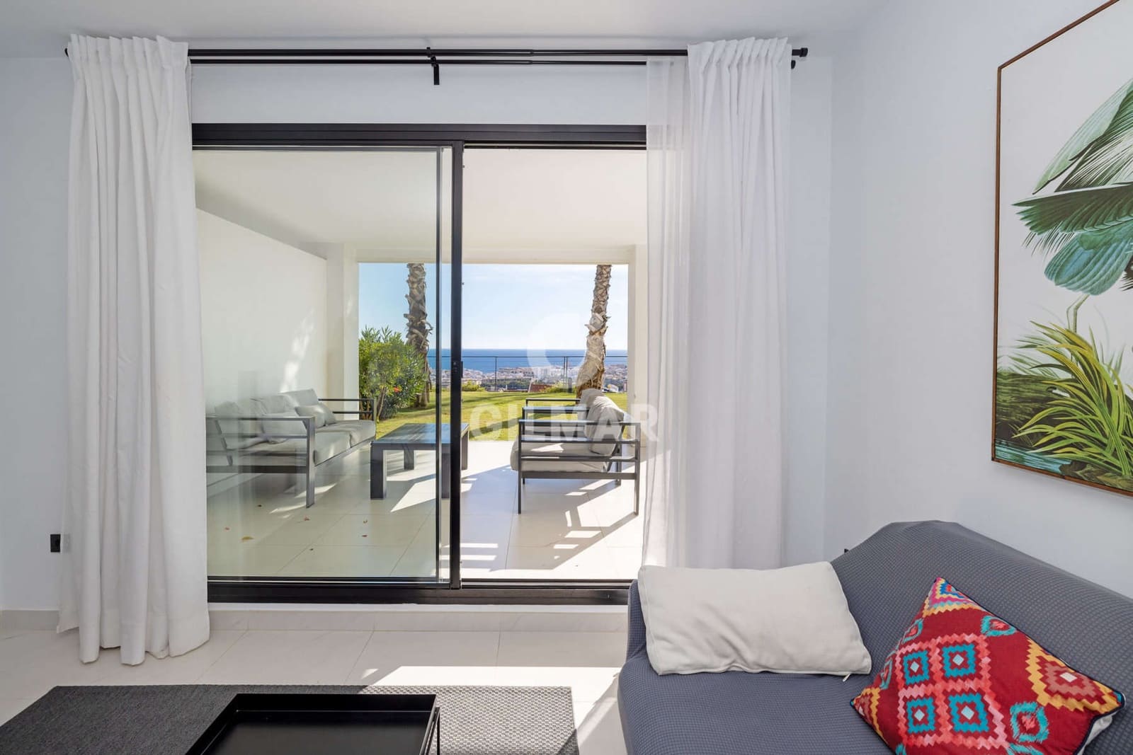 2 soverom Leilighet til salgs i Estepona med svømmebasseng garasje - € 620 000 (Ref: 9372348)