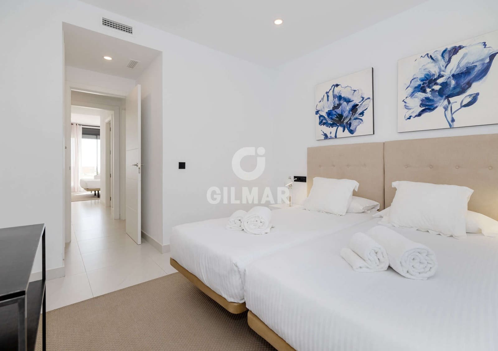 2 soverom Leilighet til salgs i Estepona med svømmebasseng garasje - € 620 000 (Ref: 9372348)