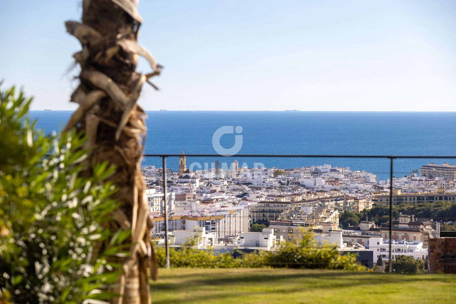 2 soverom Leilighet til salgs i Estepona med svømmebasseng garasje - € 620 000 (Ref: 9372348)