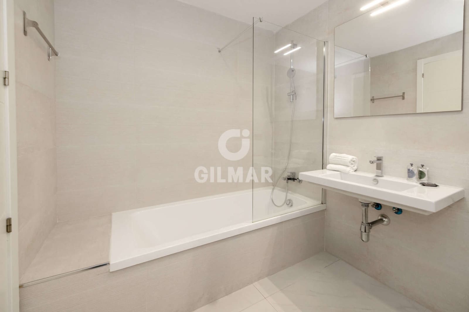 3 soverom Leilighet til salgs i Estepona med garasje - € 750 000 (Ref: 9372349)