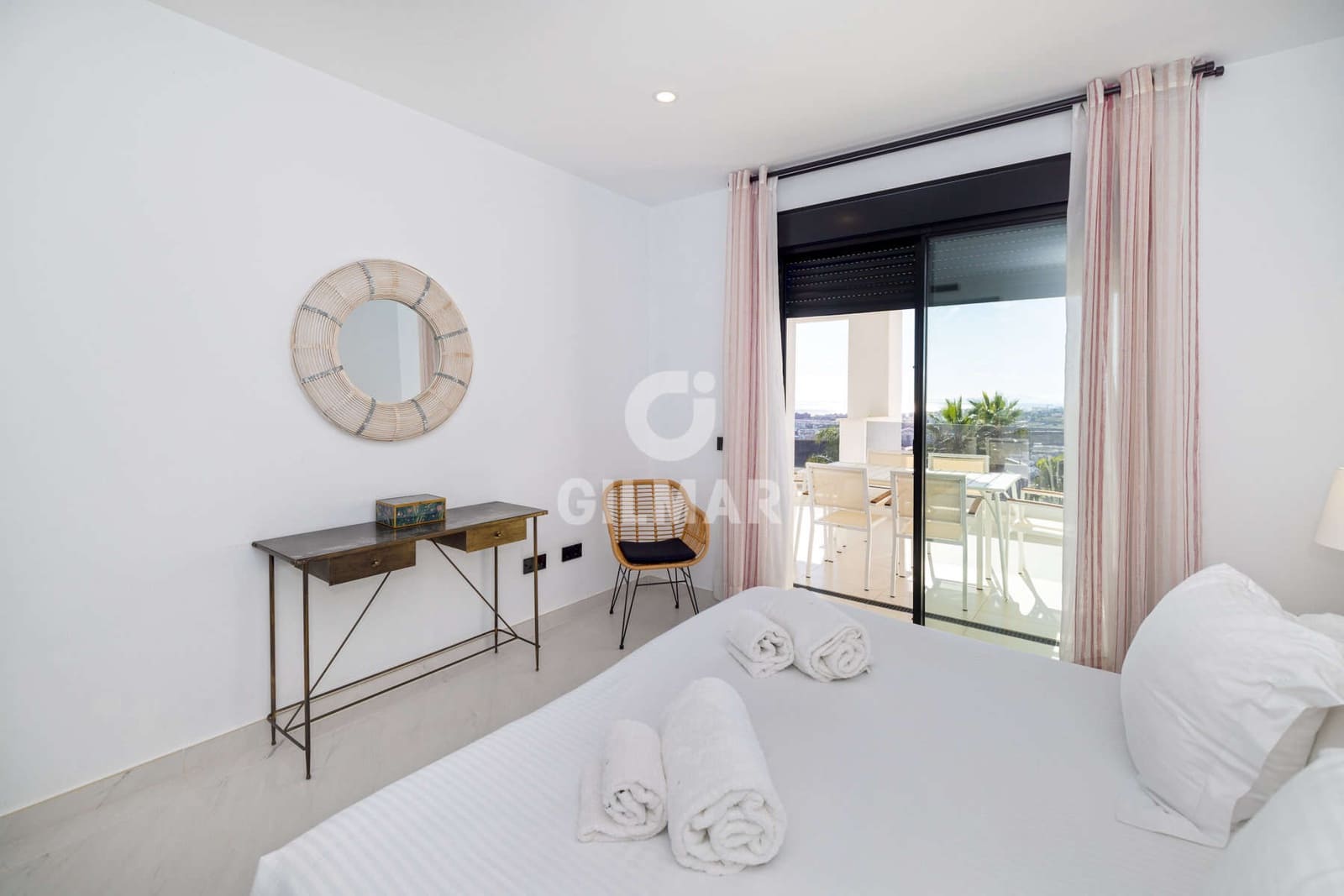 3 soverom Leilighet til salgs i Estepona med garasje - € 750 000 (Ref: 9372349)