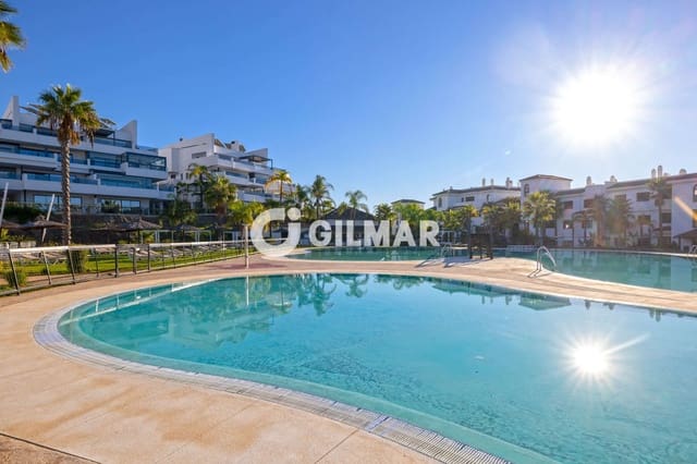 3 sovrum Lägenhet till salu i Altos de Estepona, Estepona med pool garage - 725 000 € (Ref: 9372349)