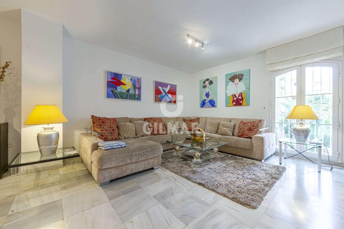 5 slaapkamer Flat te koop in Marbella met zwembad garage - € 740.000 (Ref: 9379973)