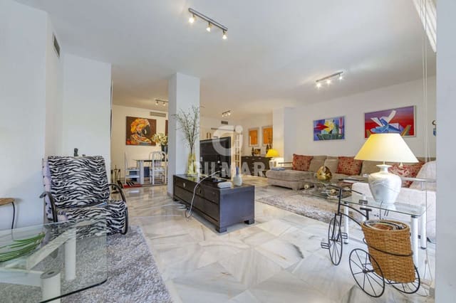 5 slaapkamer Flat te koop in Nagüeles Alto, Marbella met zwembad garage - € 740.000 (Ref: 9379973)