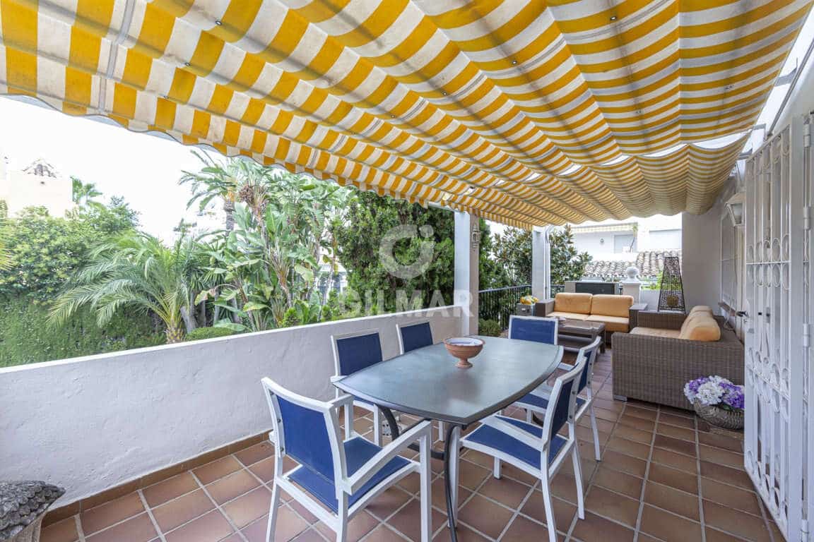 5 slaapkamer Flat te koop in Marbella met zwembad garage - € 740.000 (Ref: 9379973)