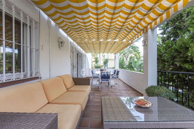 5 slaapkamer Flat te koop in Nagüeles Alto, Marbella met zwembad garage - € 740.000 (Ref: 9379973)