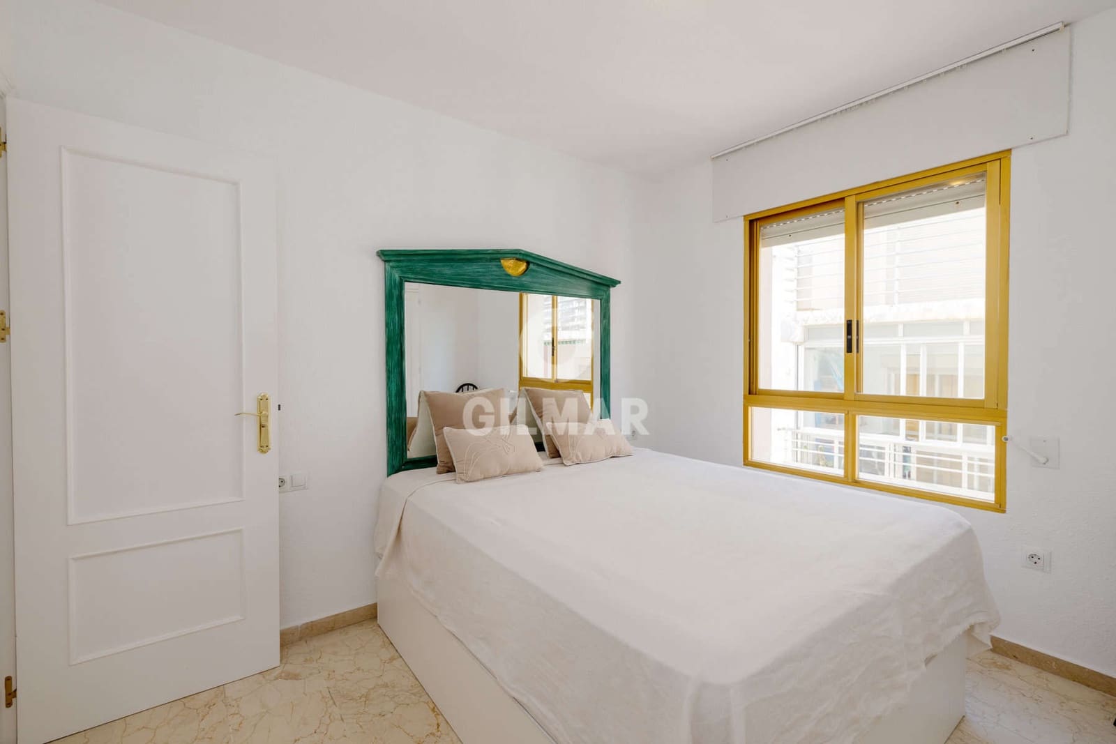 1 makuuhuone Asunto myytävänä paikassa Estepona - 450 000 € (Ref: 9383280)