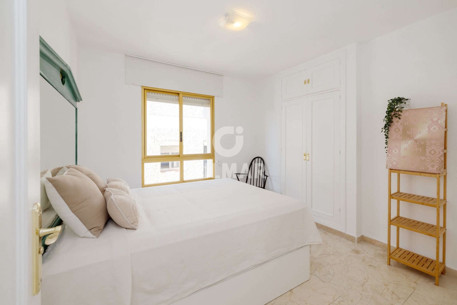 1 makuuhuone Asunto myytävänä paikassa Estepona - 450 000 € (Ref: 9383280)