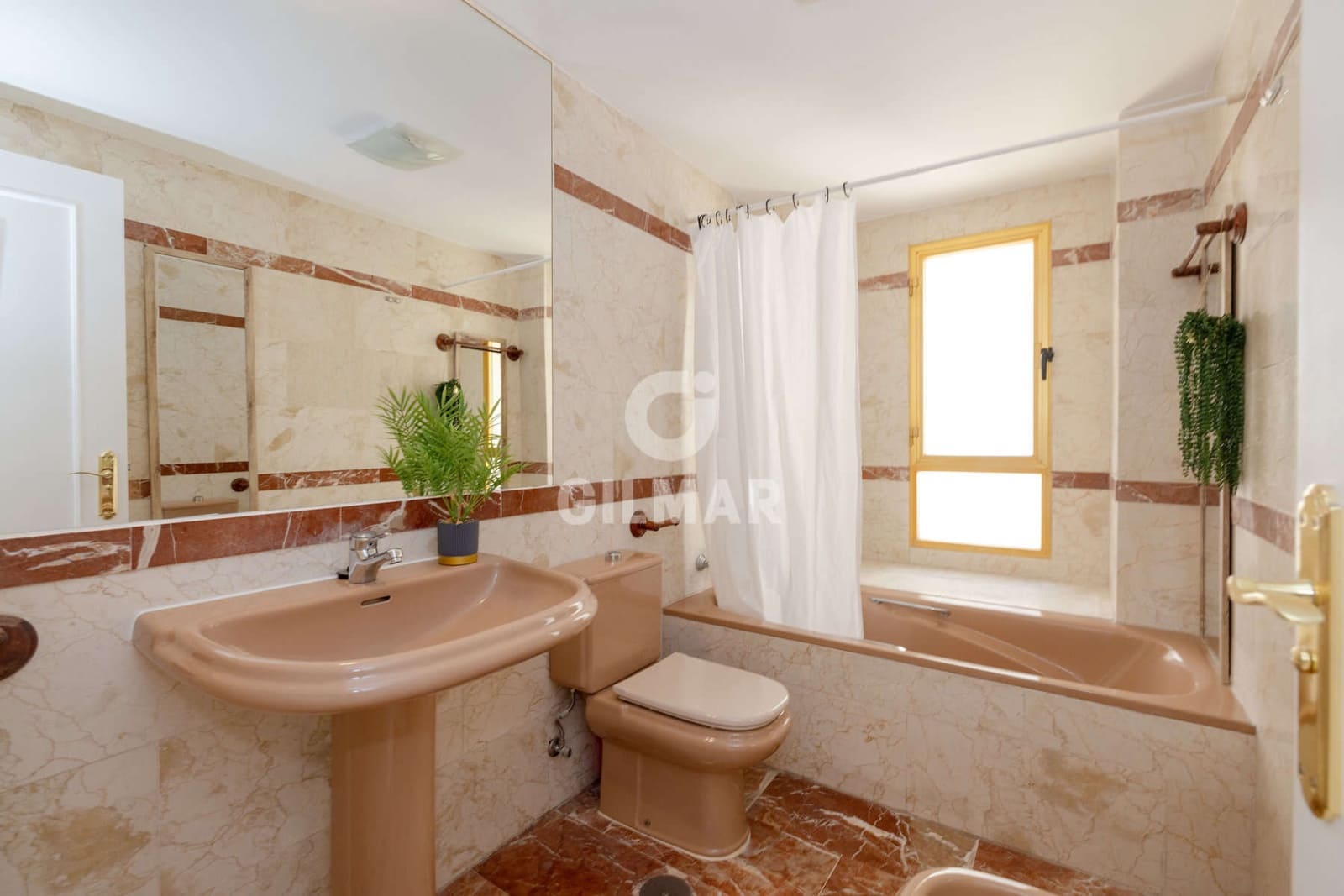 1 makuuhuone Asunto myytävänä paikassa Estepona - 450 000 € (Ref: 9383280)