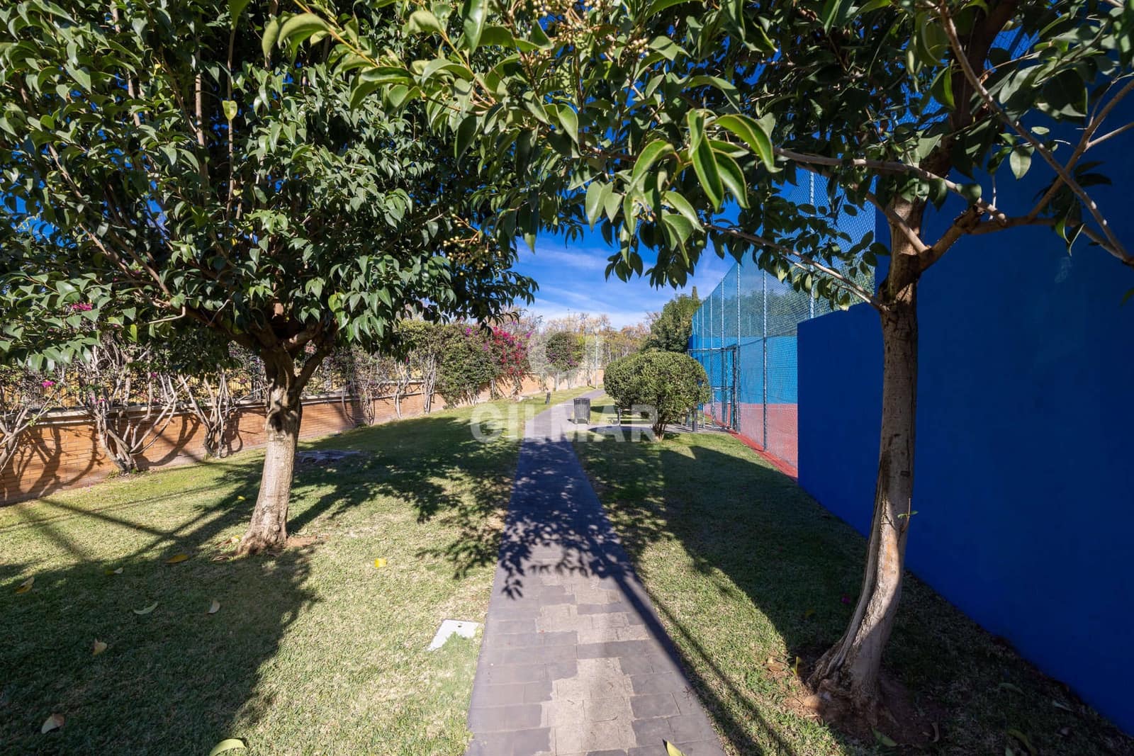 4 Zimmer Penthouse zu verkaufen in Estepona mit Pool Garage - 730.000 € (Ref: 9386092)