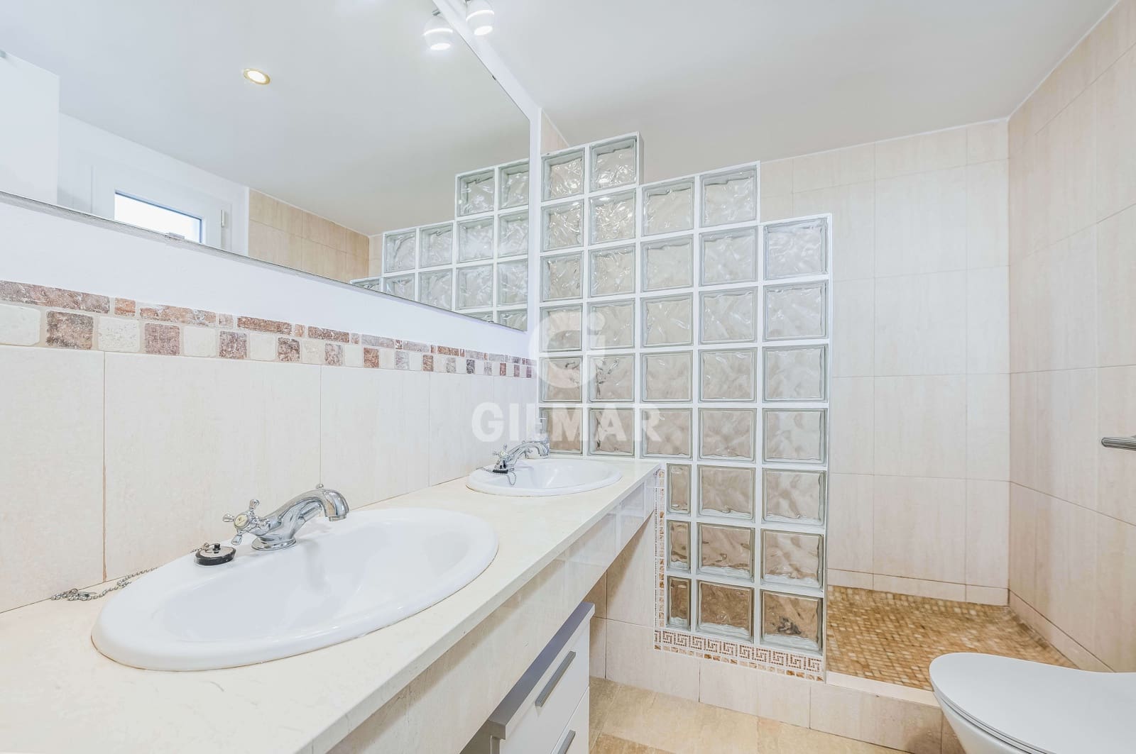 3 sypialnia Dom szeregowy na sprzedaż w Zahara de los Atunes z basenem garażem - 700 000 € (Ref: 9386934)