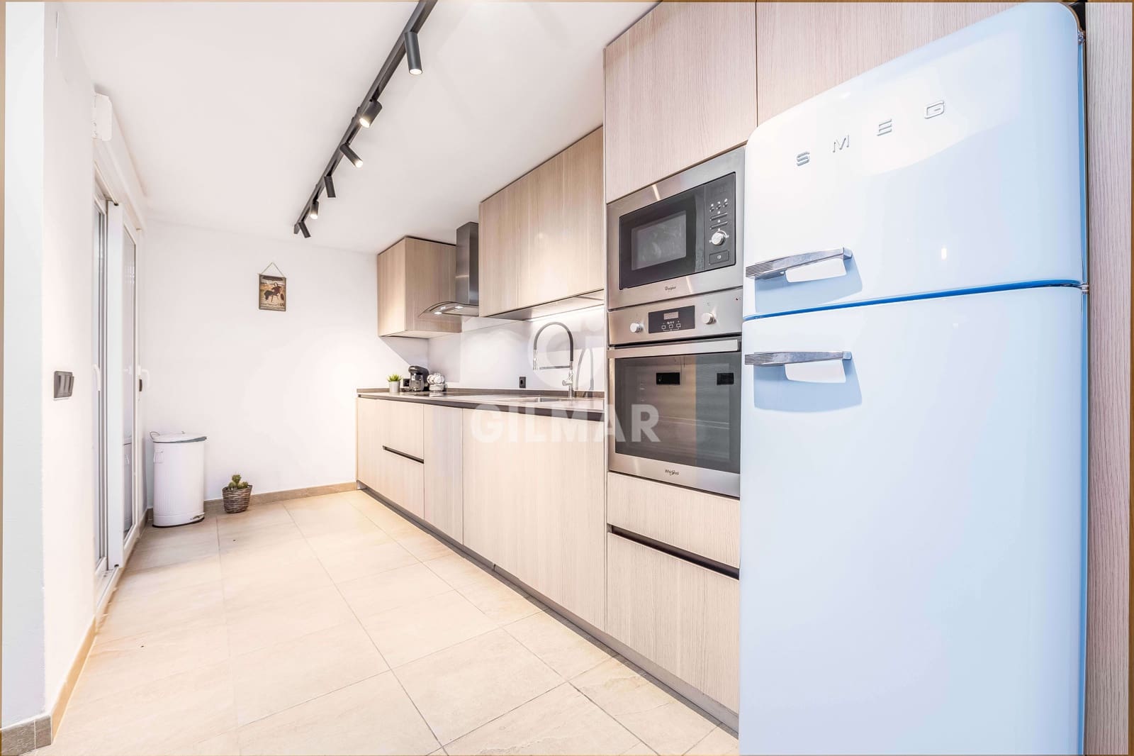 3 sypialnia Dom szeregowy na sprzedaż w Zahara de los Atunes z basenem garażem - 700 000 € (Ref: 9386934)