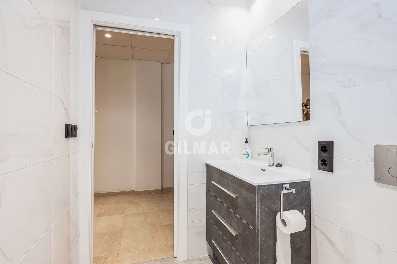 3 sypialnia Dom szeregowy na sprzedaż w Zahara de los Atunes z basenem garażem - 700 000 € (Ref: 9386934)