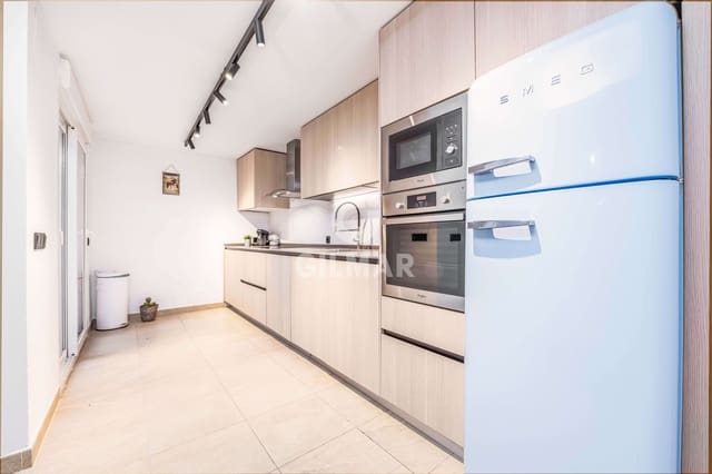 3 chambre Villa/Maison Mitoyenne à vendre à Zahara de los Atunes, Barbate avec piscine garage - 700 000 € (Ref: 9386934)