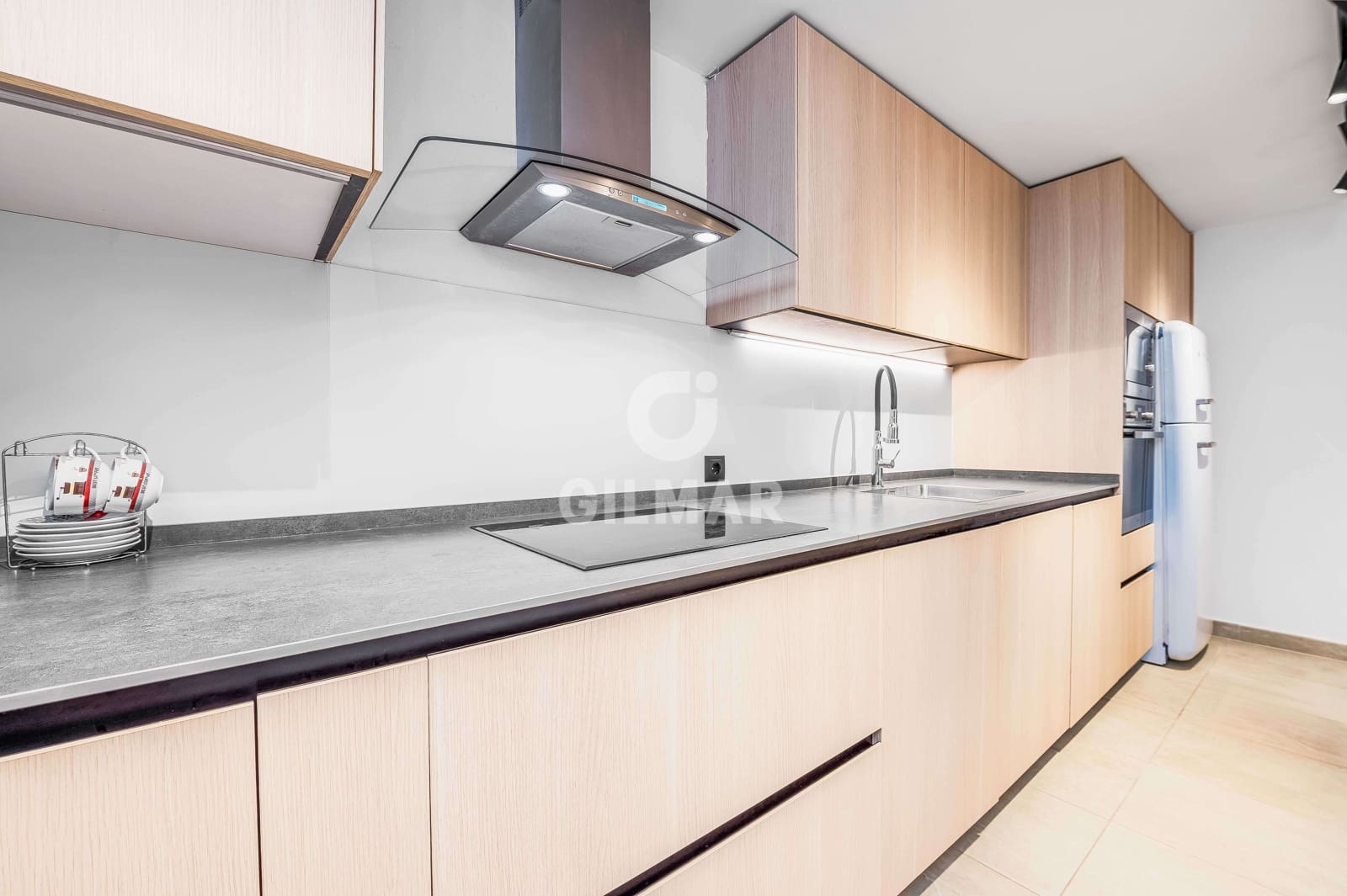 3 sypialnia Dom szeregowy na sprzedaż w Zahara de los Atunes z basenem garażem - 700 000 € (Ref: 9386934)