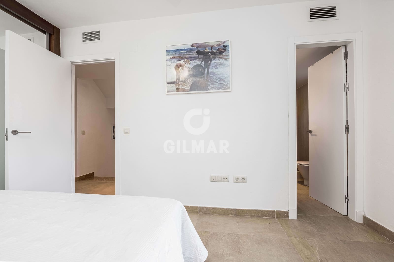 3 sypialnia Dom szeregowy na sprzedaż w Zahara de los Atunes z basenem garażem - 700 000 € (Ref: 9386934)