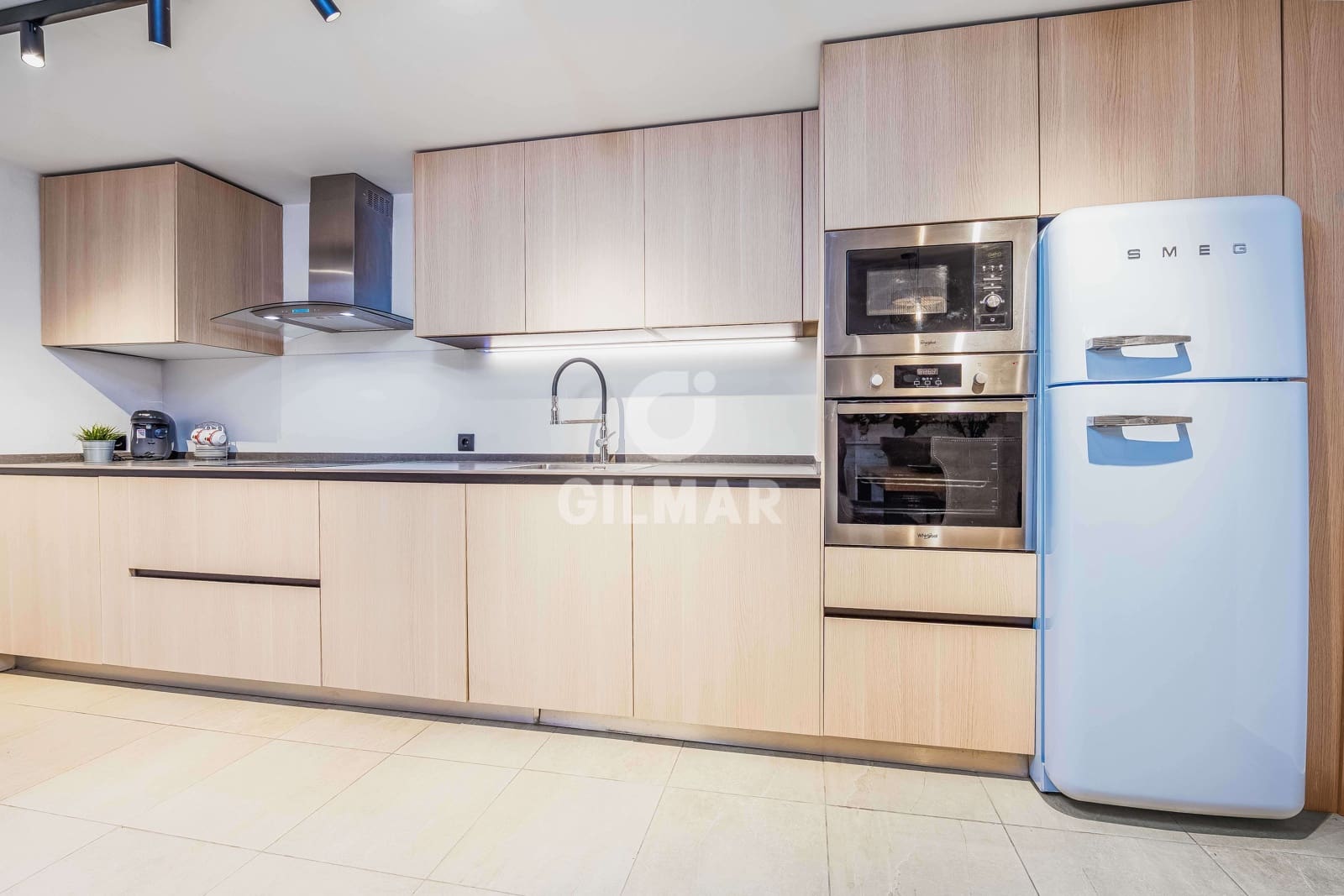 3 sypialnia Dom szeregowy na sprzedaż w Zahara de los Atunes z basenem garażem - 700 000 € (Ref: 9386934)