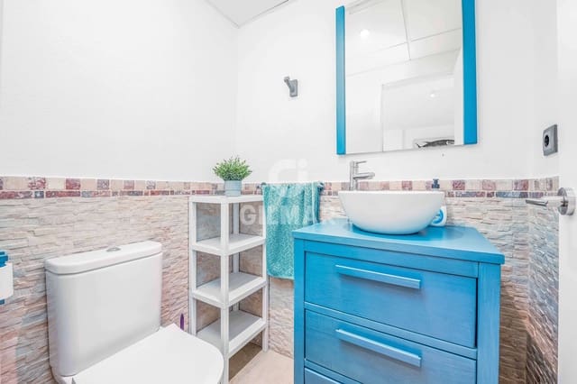 3 chambre Villa/Maison Mitoyenne à vendre à Zahara de los Atunes, Barbate avec piscine garage - 700 000 € (Ref: 9386934)