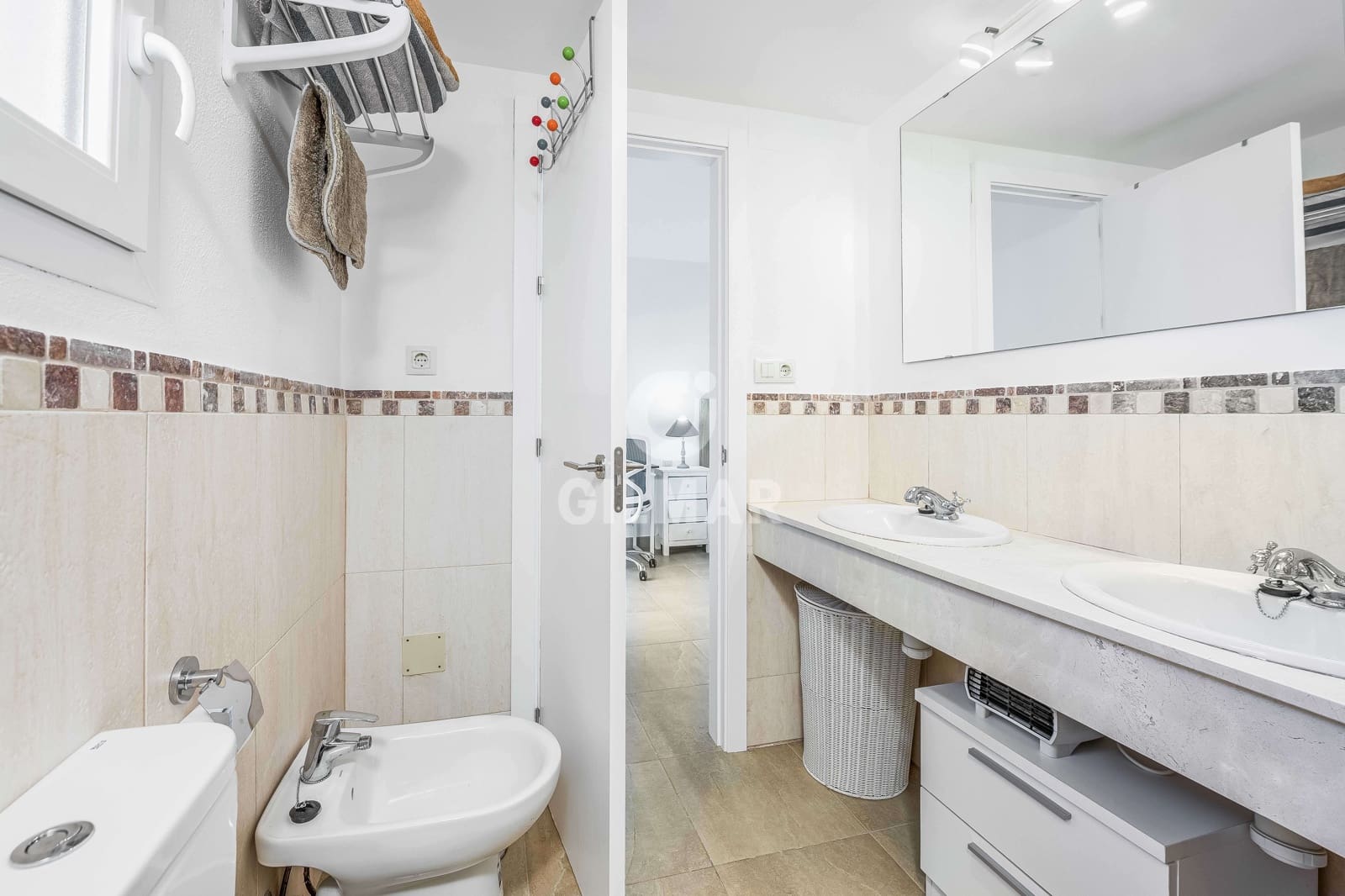 3 sypialnia Dom szeregowy na sprzedaż w Zahara de los Atunes z basenem garażem - 700 000 € (Ref: 9386934)