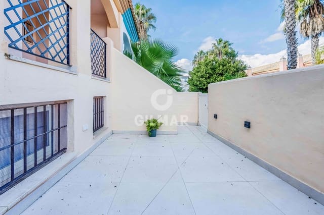 3 chambre Villa/Maison Mitoyenne à vendre à Zahara de los Atunes, Barbate avec piscine garage - 700 000 € (Ref: 9386934)