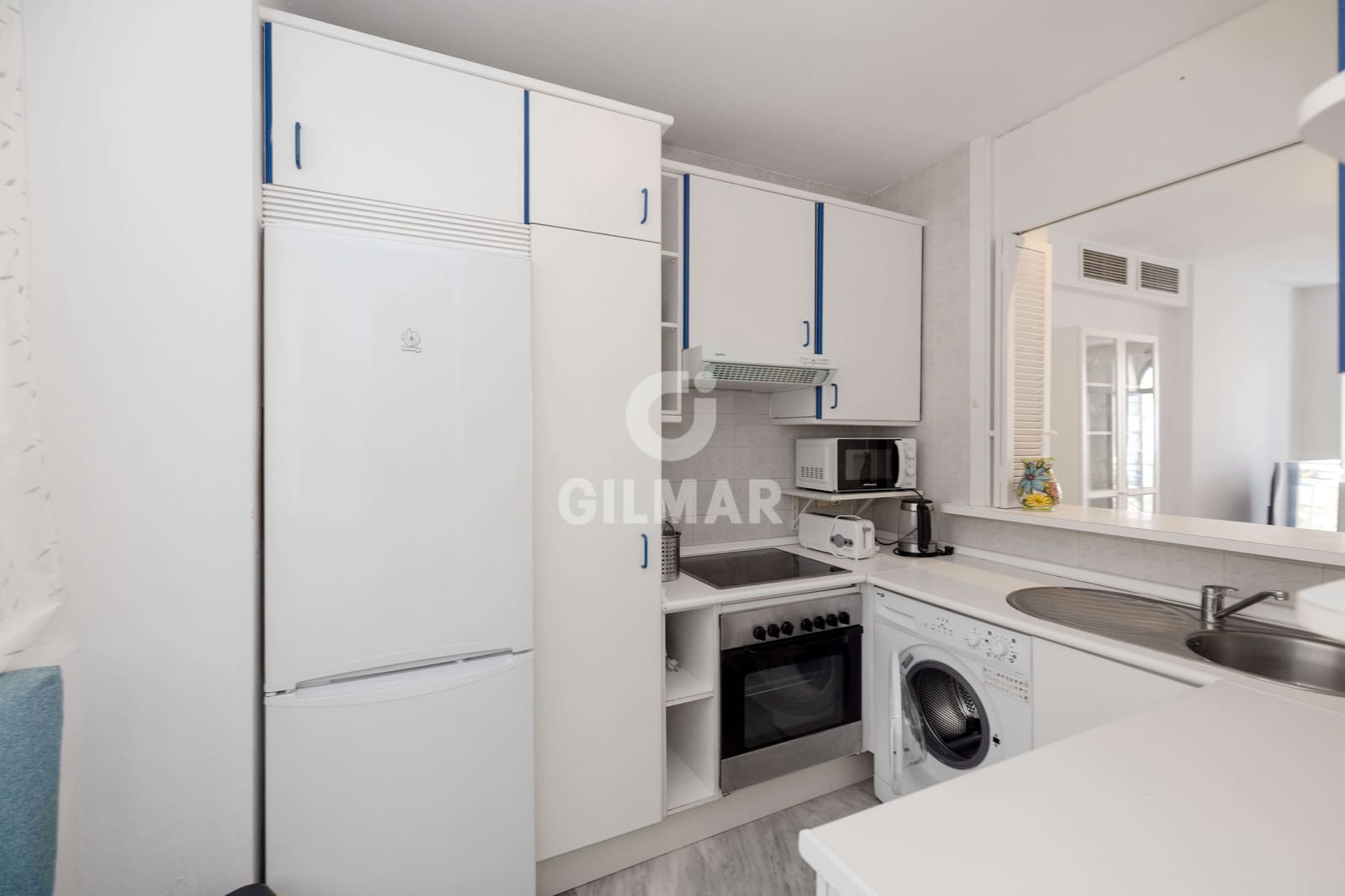 2 soverom Leilighet til salgs i Marbella med svømmebasseng garasje - € 795 000 (Ref: 9388826)