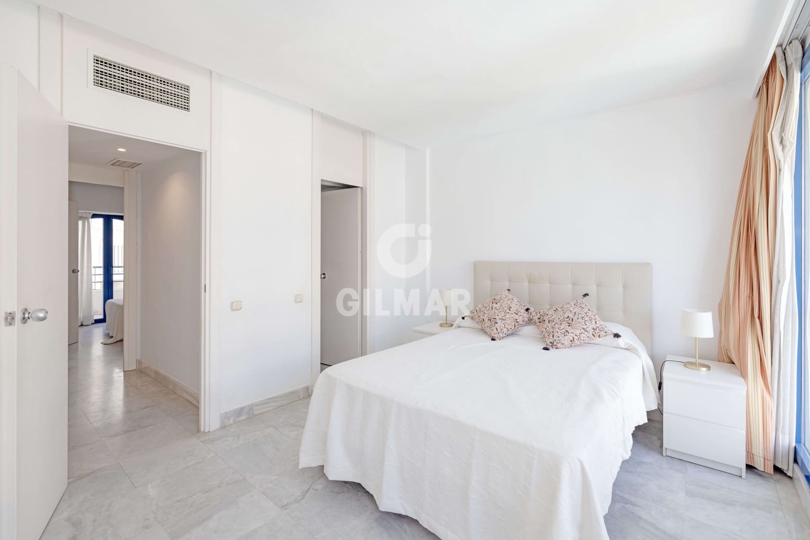 2 soverom Leilighet til salgs i Marbella med svømmebasseng garasje - € 795 000 (Ref: 9388826)