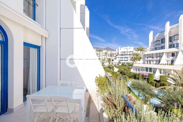 2 sypialnia Mieszkanie na sprzedaż w Huerta Belón - Calvario, Marbella z basenem garażem - 725 000 € (Ref: 9388826)