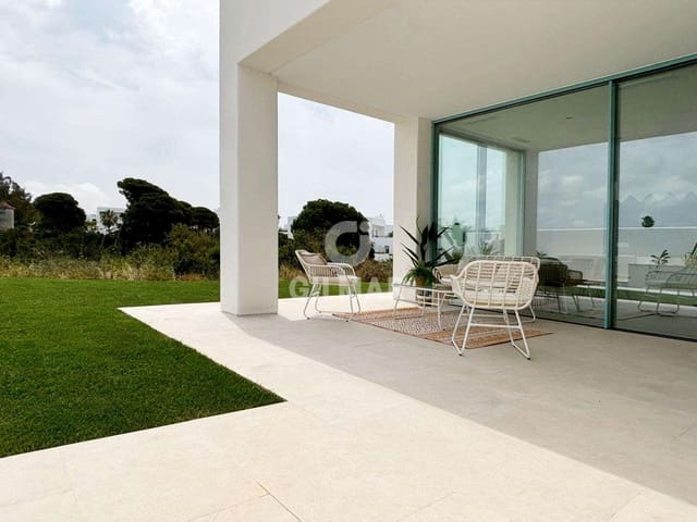 4 soveværelse Villa til salg i Conil de la Frontera med swimmingpool garage - € 1.100.000 (Ref: 9390033)