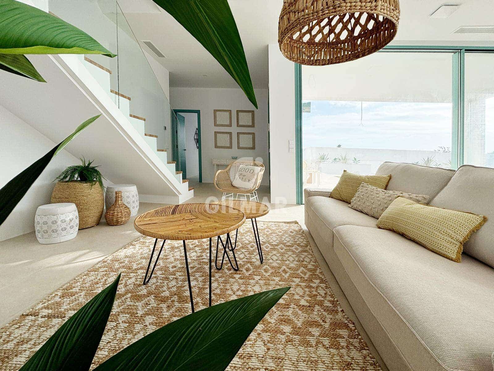 4 bedroom Villa for sale in Conil de la Frontera with pool garage - € 1,100,000 (Ref: 9390033)