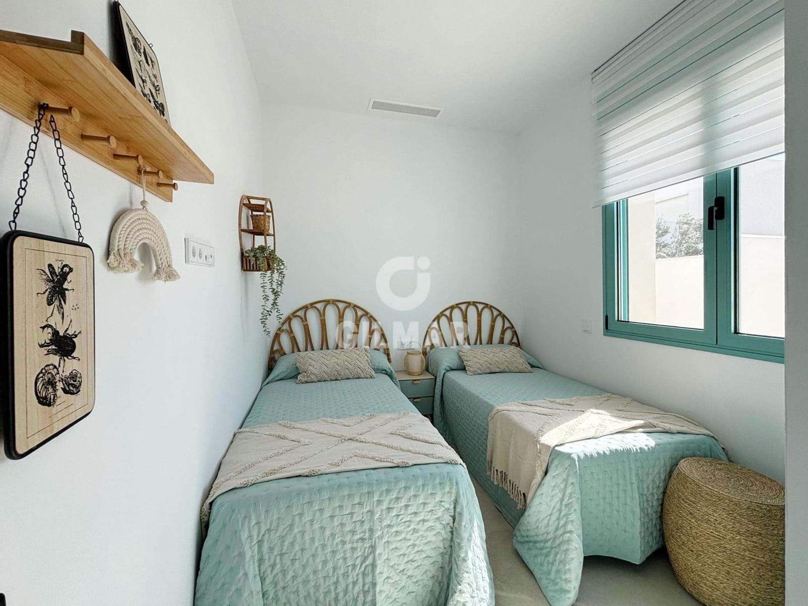 4 bedroom Villa for sale in Conil de la Frontera with pool garage - € 1,100,000 (Ref: 9390033)