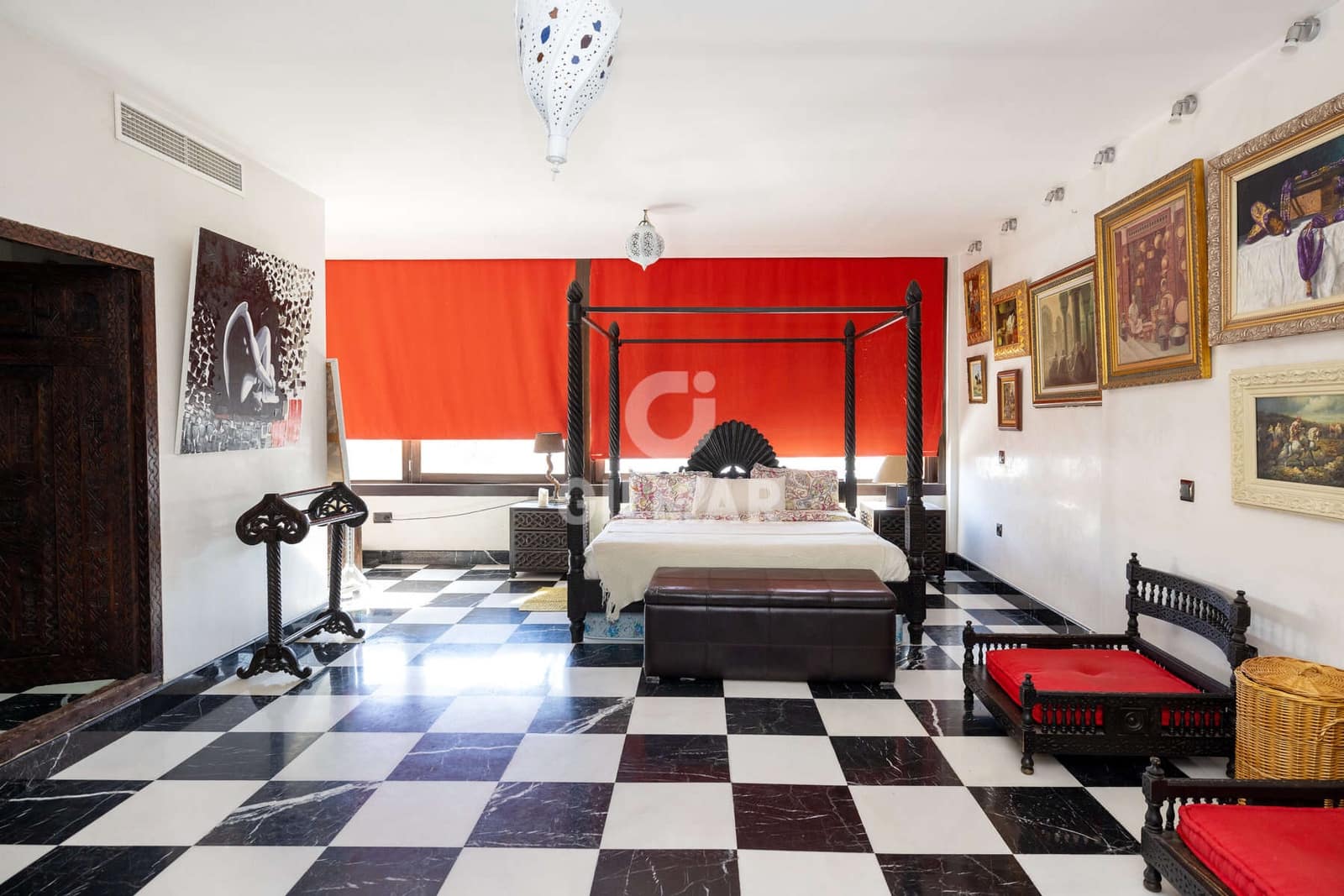 3 soverom Rekkehus til salgs i Estepona med garasje - € 530 000 (Ref: 9394070)