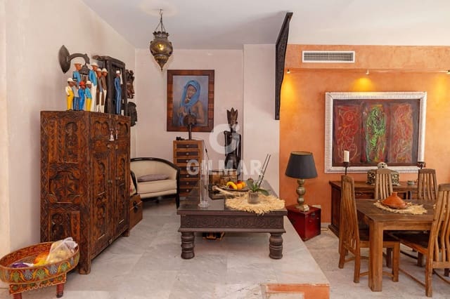 3 soverom Rekkehus til salgs i Nueva Atalaya, Estepona med garasje - € 530 000 (Ref: 9394070)